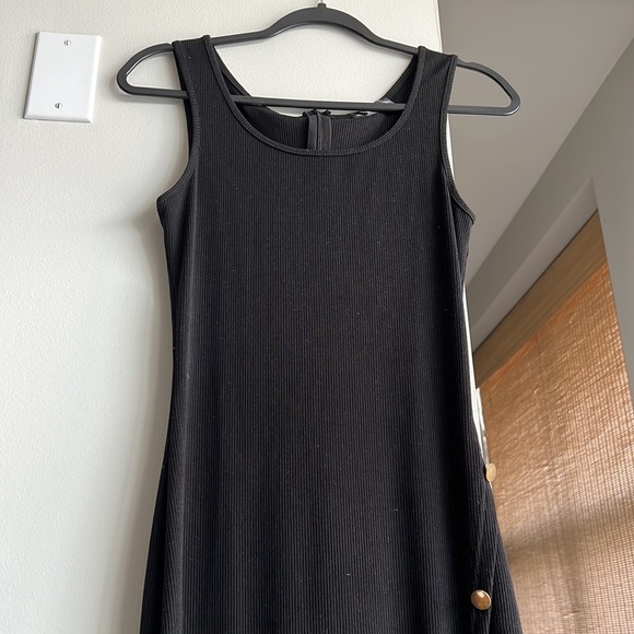 Black maxi dress with slit - Picture 3 of 3